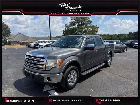 Used 2013 Ford F150 Lariat w/ Lariat Chrome Pkg RWD image 1