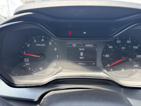 Used 2024 Chevrolet Trax LS w/ Driver Confidence Package FWD image 6