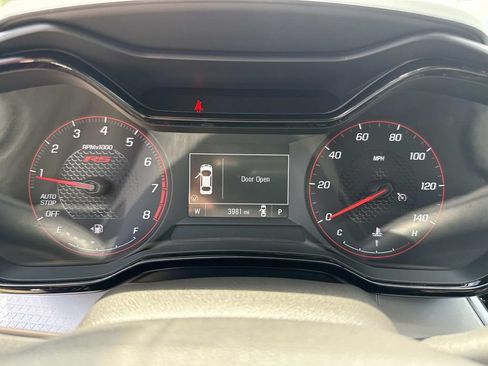 Used 2024 Chevrolet Trax RS w/ Driver Confidence Package FWD image 35