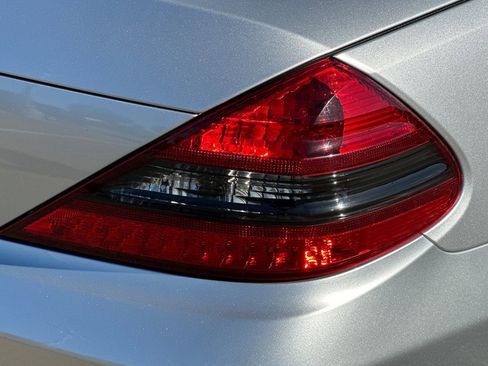 Used 2009 Mercedes-Benz SL 550 image 48
