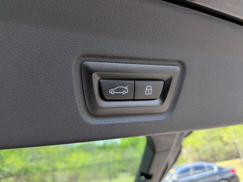 Certified 2023 BMW i4 eDrive35 w/ Premium Package image 40