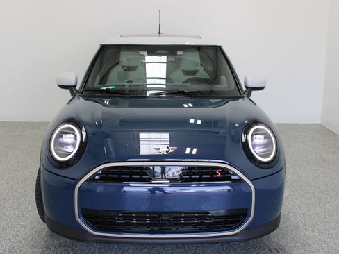 Used 2026 MINI Cooper S FWD image 3