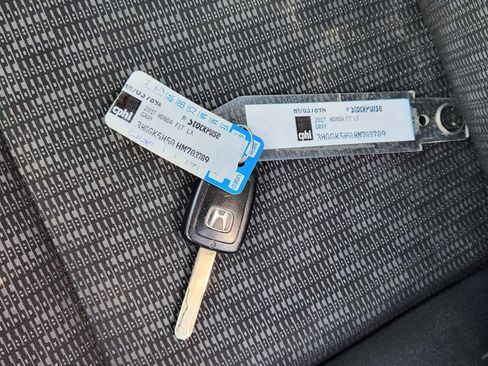 Used 2017 Honda Fit LX image 34