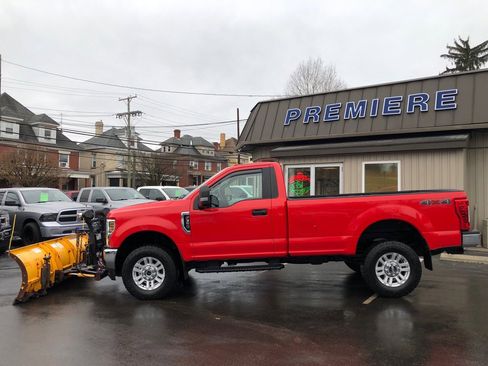 Used 2018 Ford F350 XL image 2