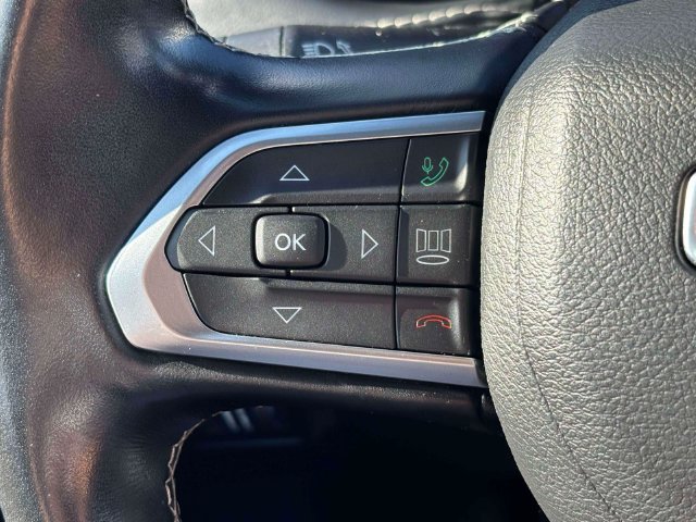 Used 2022 Jeep Compass High Altitude AWD/4WD image 19
