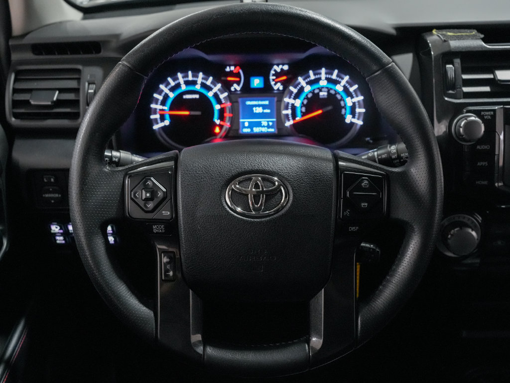Used 2018 Toyota 4Runner TRD Off-Road Premium AWD/4WD image 15
