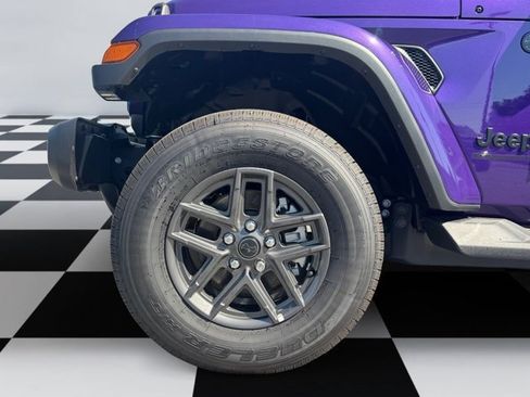 New 2026 Jeep Gladiator Sport AWD/4WD image 14