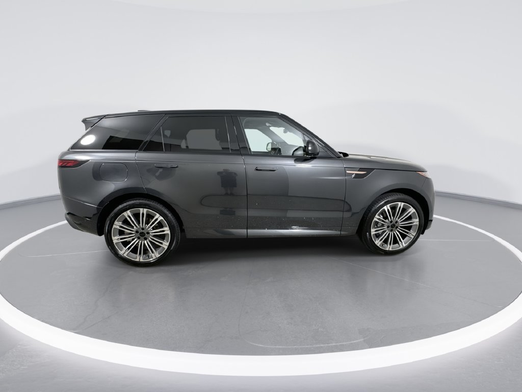New 2026 Land Rover Range Rover Sport Dynamic SE AWD/4WD image 9