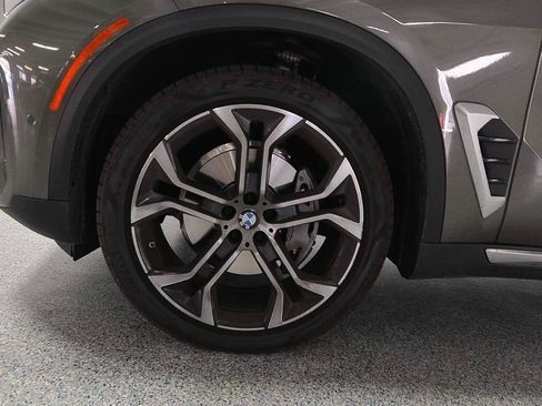 Used 2026 BMW X5 xDrive40i w/ Climate Comfort Package AWD/4WD image 5