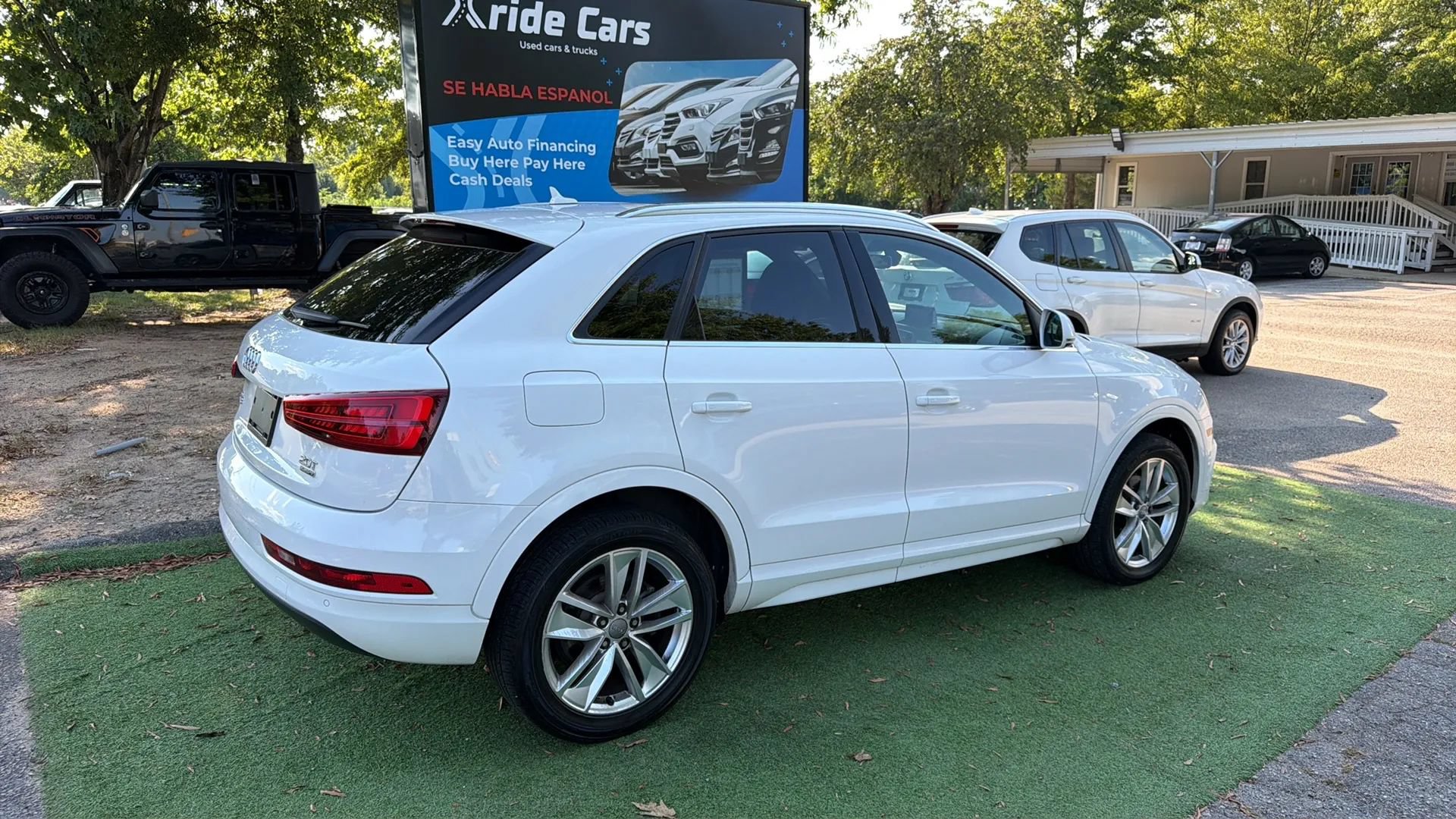 Used 2016 Audi Q3 2.0T Premium Plus w/ Technology Package AWD/4WD image 6