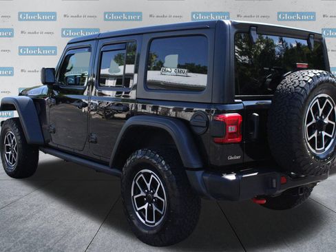 Used 2024 Jeep Wrangler Unlimited Rubicon w/ Capability Package AWD/4WD image 11