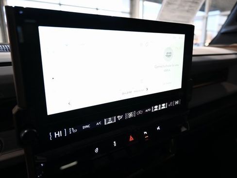 Used 2025 GMC Hummer EV 2X w/ LPO, Dark Essentials Package image 16