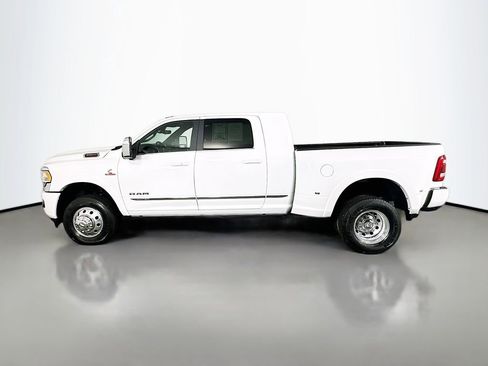 Used 2024 RAM 3500 Limited image 4