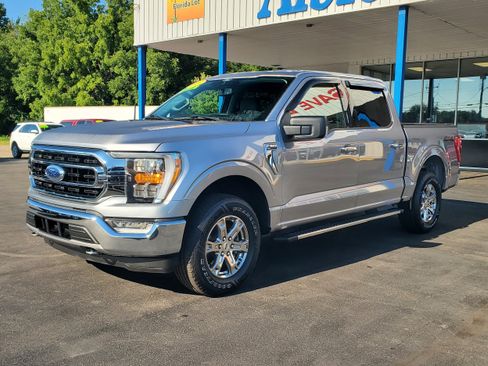 Used 2021 Ford F150 XLT w/ Equipment Group 302A High AWD/4WD image 2