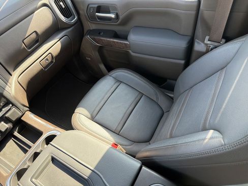 Used 2020 GMC Sierra 2500 Denali w/ Denali Ultimate Package image 17