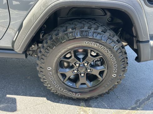 Used 2021 Jeep Wrangler Willys AWD/4WD image 22