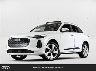 New 2025 Audi Q5 Premium Plus video 1