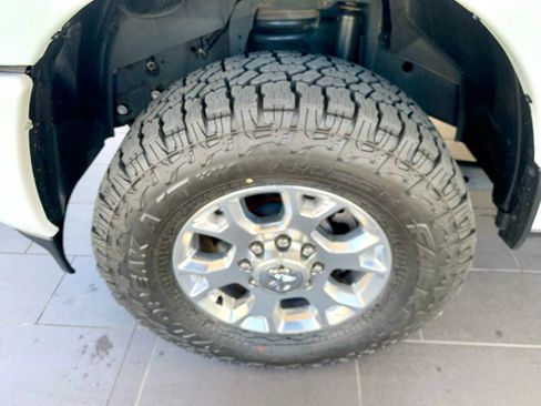 Used 2024 RAM 3500 Laramie AWD/4WD image 13