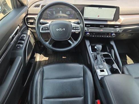 Used 2024 Kia Telluride LX FWD image 13