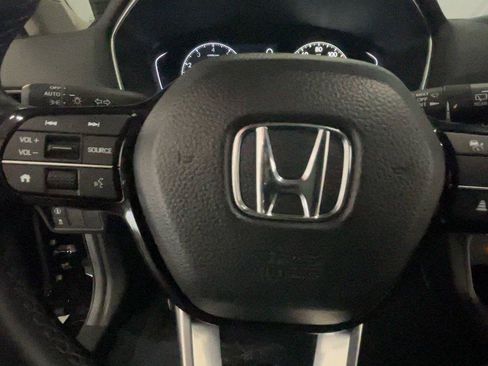 Used 2024 Honda Civic EX-L image 33