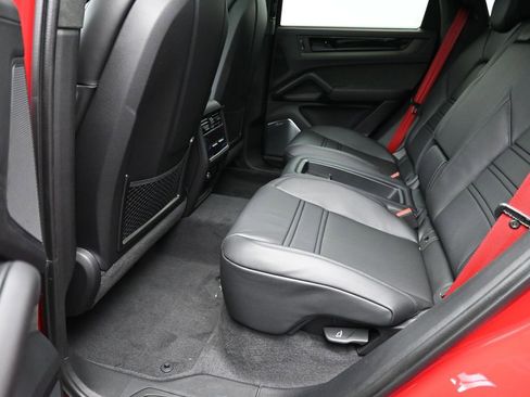 Certified 2026 Porsche Cayenne GTS image 22