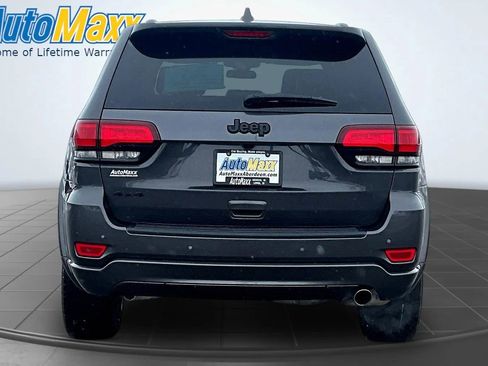 Used 2021 Jeep Grand Cherokee Laredo X AWD/4WD image 7