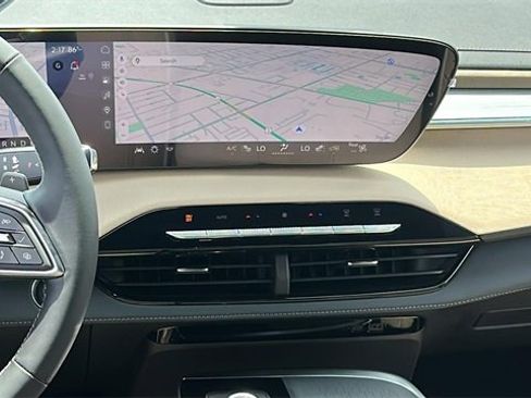 New 2025 Buick Enclave Preferred image 16