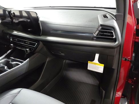 New 2026 Chevrolet Traverse LT w/ Driver Confidence Package image 24