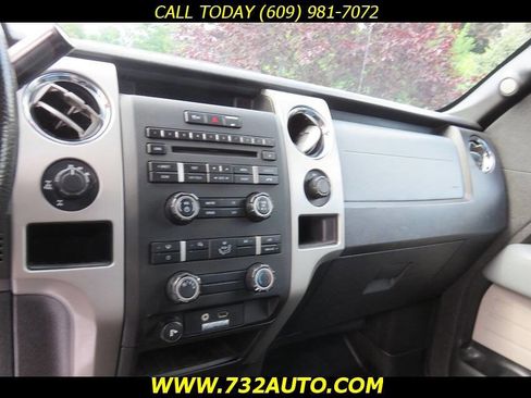 Used 2012 Ford F150 XLT w/ XLT Chrome Pkg image 11