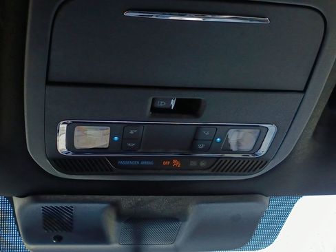 Used 2025 Ford F150 Lariat image 24