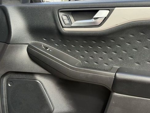 Used 2020 Ford Escape SEL FWD image 28