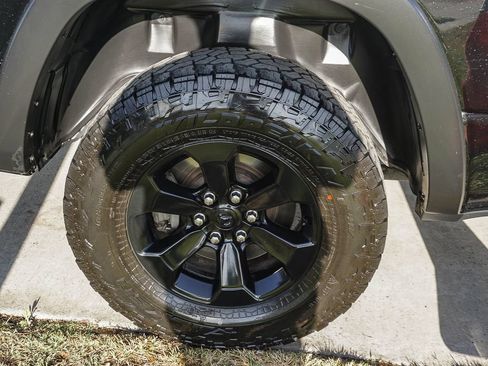 Used 2020 RAM 1500 Rebel AWD/4WD image 9