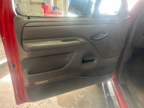 Used 1995 Ford F250 4x4 SuperCab image 9