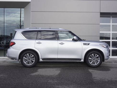 Used 2018 INFINITI QX80 4WD w/ Driver Assistance Package image 7