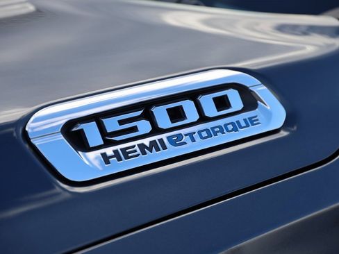 Used 2021 RAM 1500 Big Horn image 8