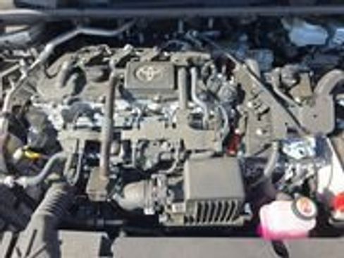 Used 2025 Toyota Corolla XLE image 15