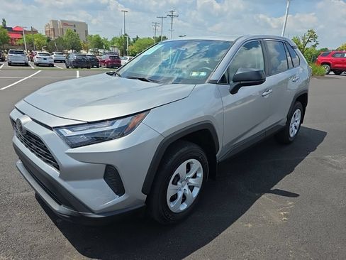 Certified 2024 Toyota RAV4 LE AWD/4WD image 5