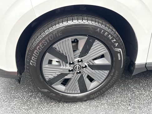 Certified 2025 Nissan Murano SL AWD/4WD image 15