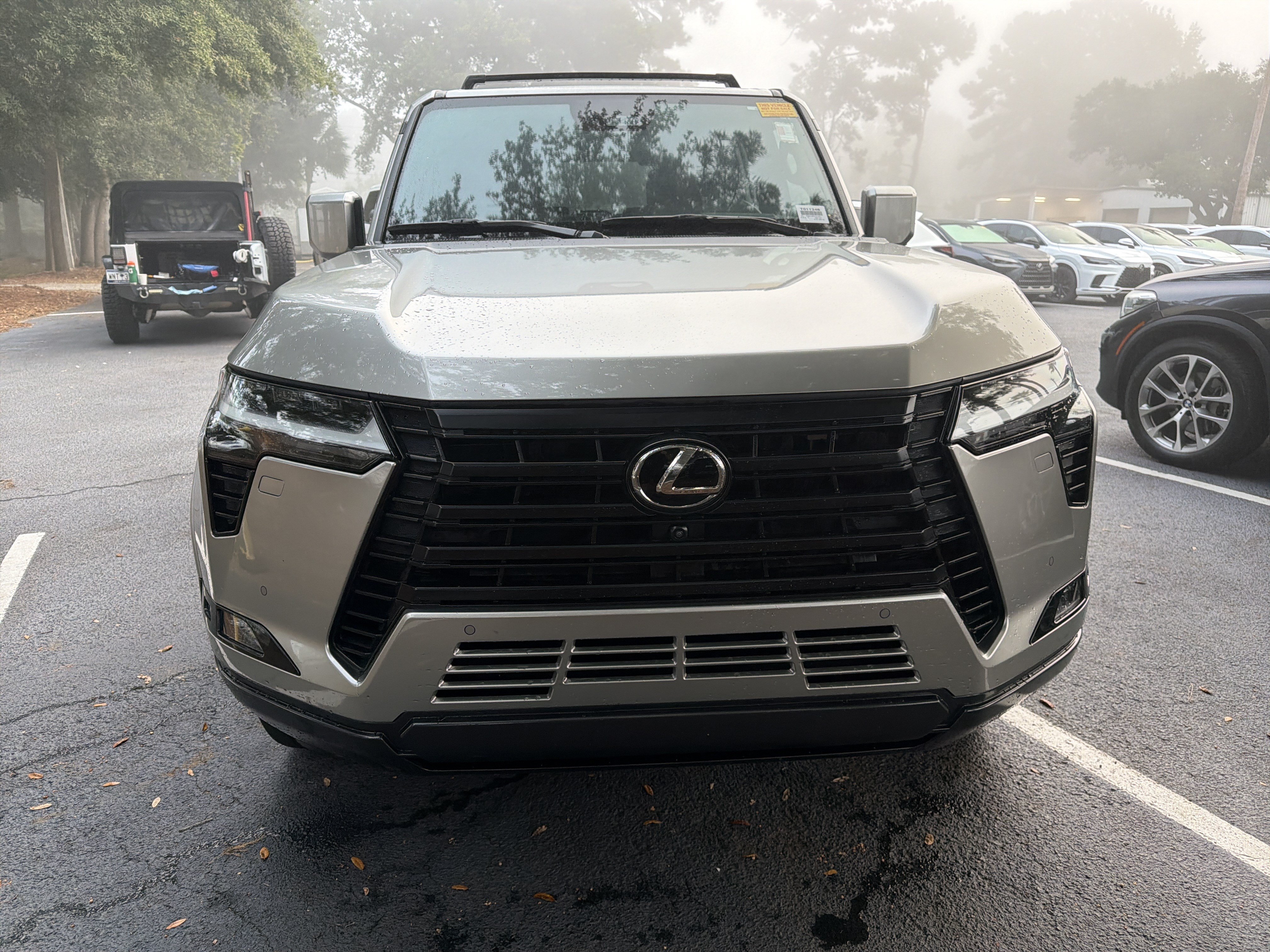Used 2025 Lexus GX 550 w/ Cold Area Package AWD/4WD image 3