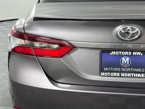 Used 2023 Toyota Camry SE FWD image 23