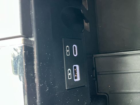 Used 2026 Toyota Sequoia Platinum AWD/4WD image 43