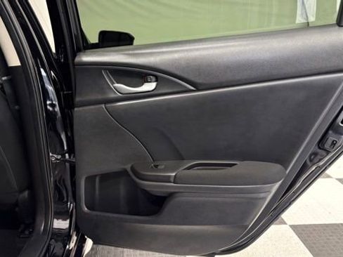 Used 2019 Honda Civic EX image 26