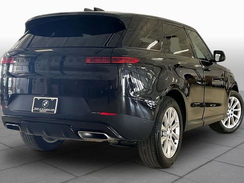 Used 2025 Land Rover Range Rover Sport SE AWD/4WD image 12