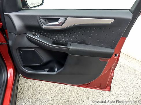 Certified 2020 Ford Escape SE AWD/4WD image 23