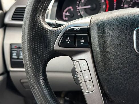 Used 2014 Honda Odyssey EX image 25