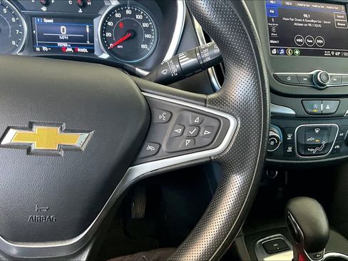 Used 2022 Chevrolet Equinox LT AWD/4WD image 8
