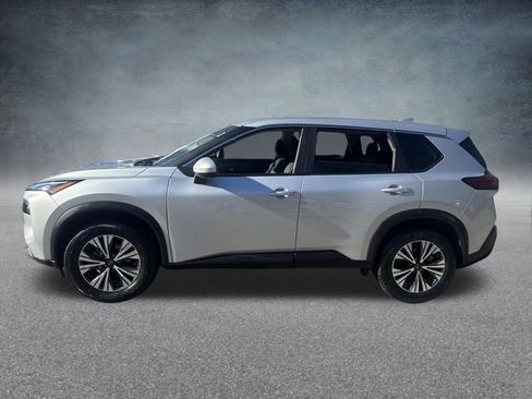 Used 2023 Nissan Rogue SV image 10