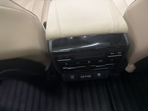 Used 2022 Acura MDX SH-AWD w/ Advance Package image 23