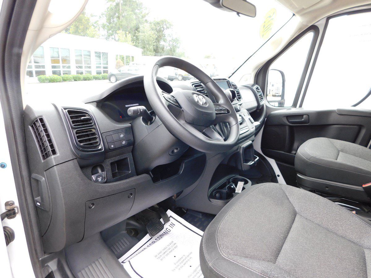 Used 2025 RAM ProMaster 2500 w/ U-Haul Equipment Group FWD image 8