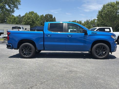 Used 2023 Chevrolet Silverado 1500 RST w/ Z71 Off-Road Package AWD/4WD image 13